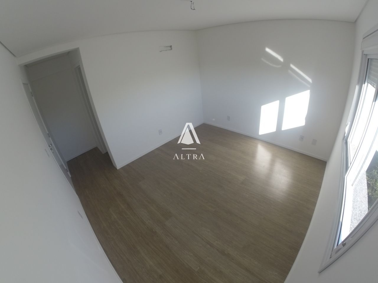 Apartamento à venda com 2 quartos, 83m² - Foto 12