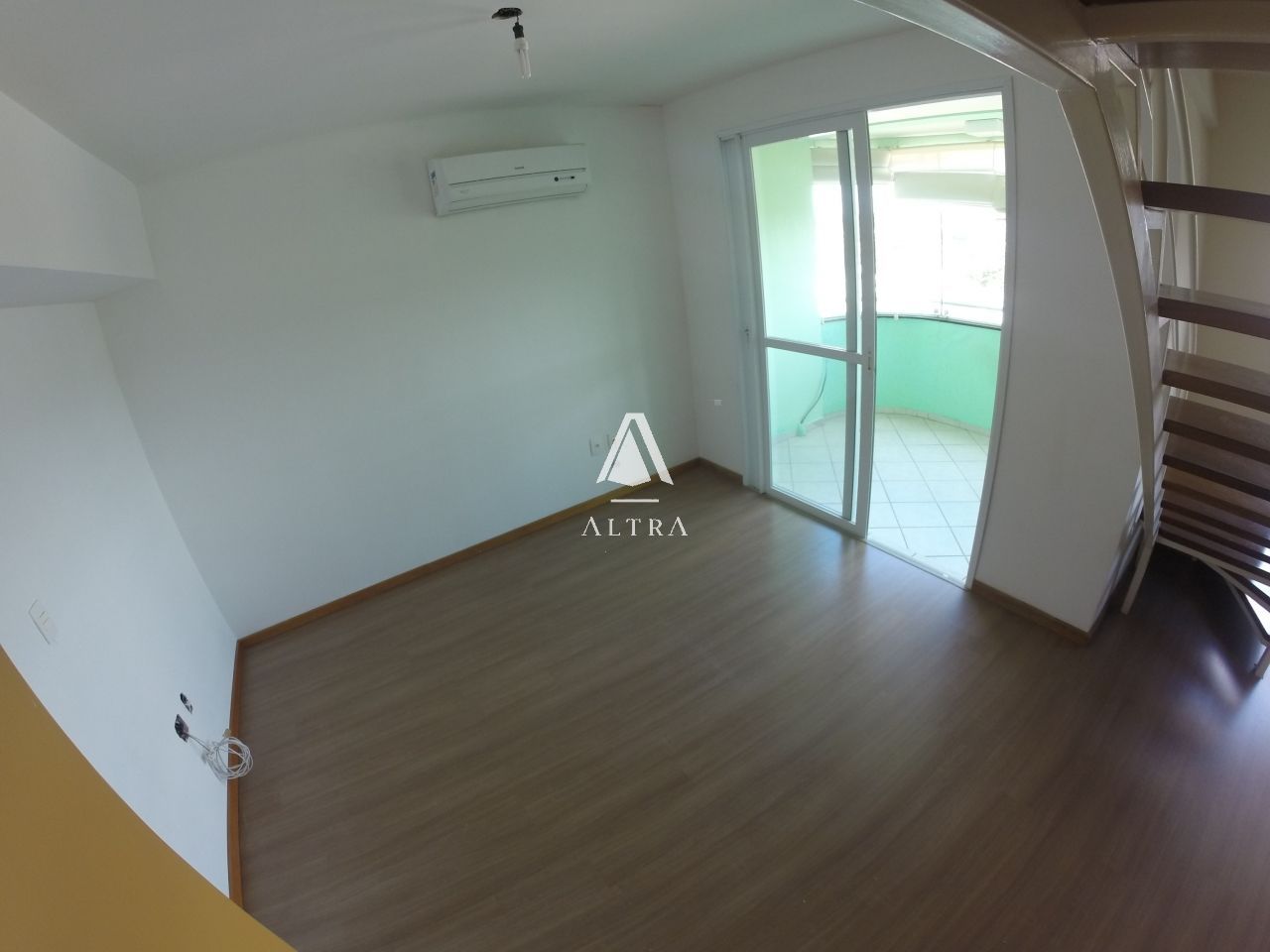 Cobertura à venda com 3 quartos, 301m² - Foto 4