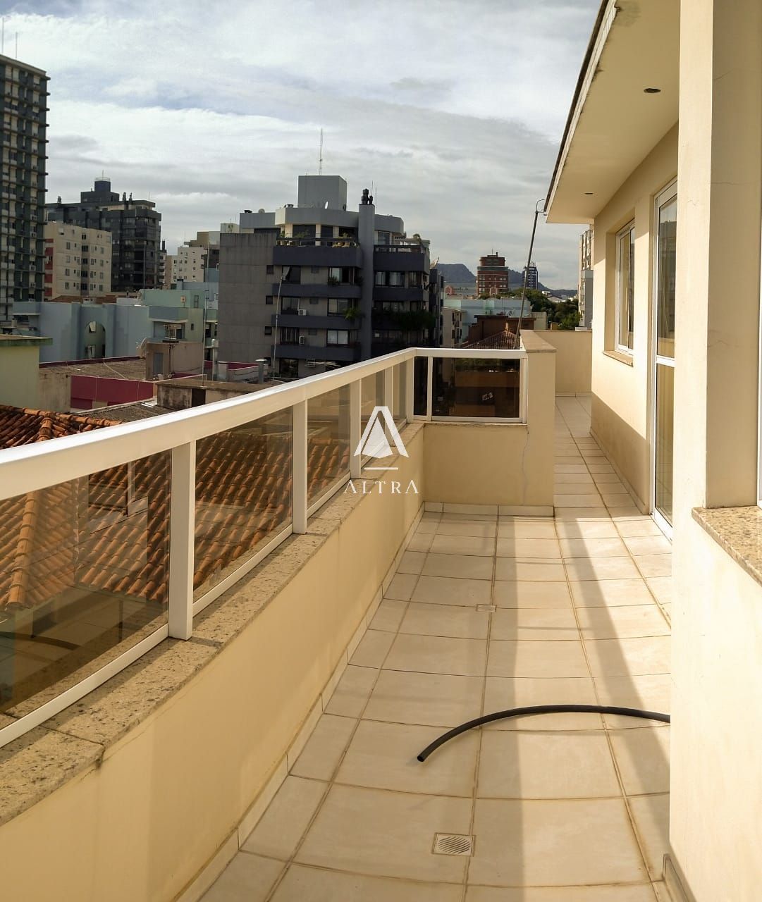 Apartamento à venda com 2 quartos, 172m² - Foto 19