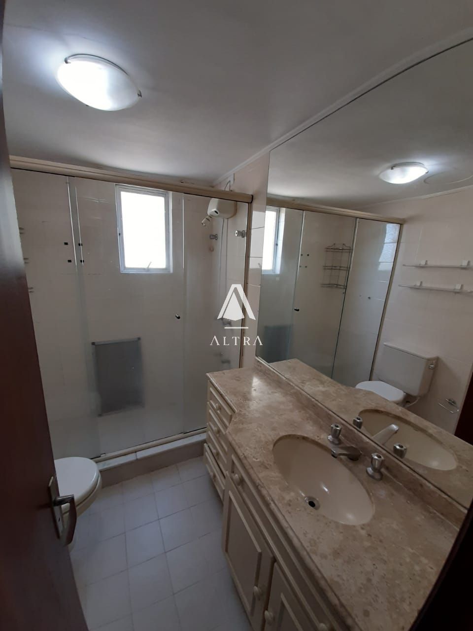 Apartamento à venda com 3 quartos, 145m² - Foto 12