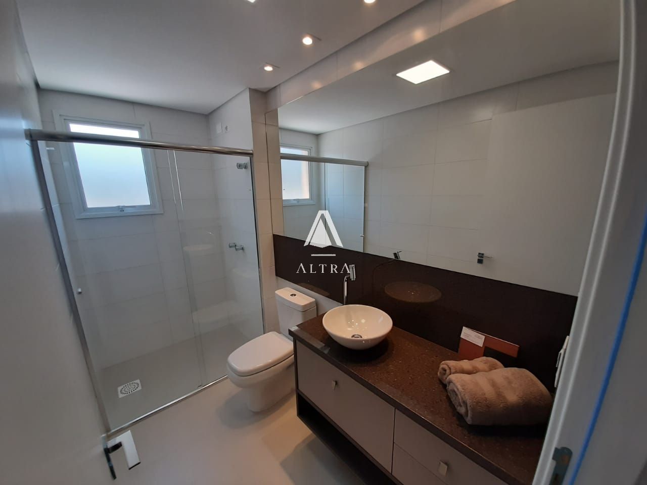 Apartamento à venda com 3 quartos, 122m² - Foto 16