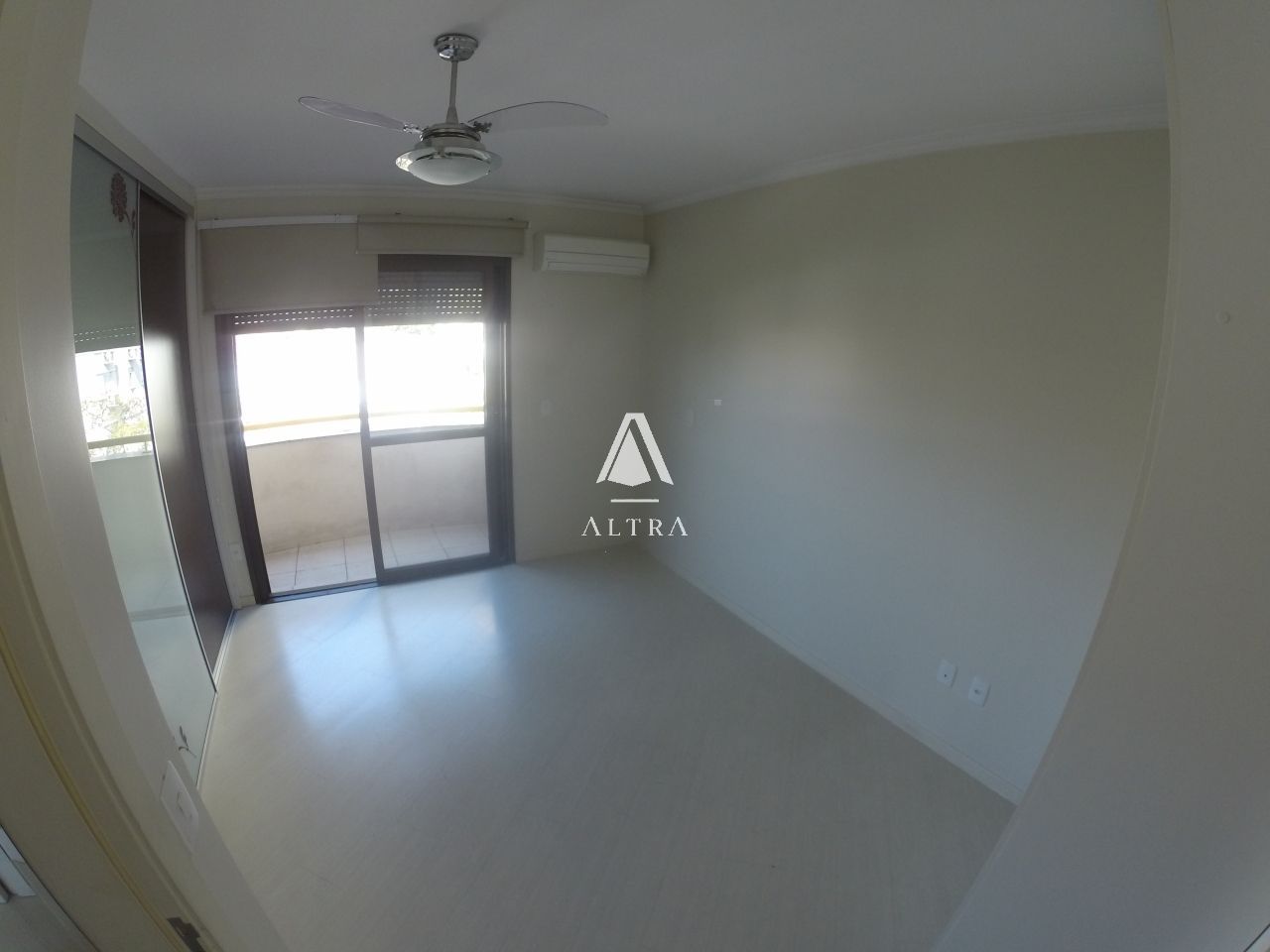 Apartamento à venda com 3 quartos, 94m² - Foto 14