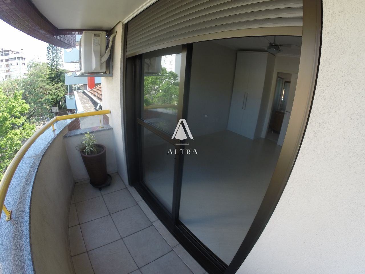 Apartamento à venda com 3 quartos, 94m² - Foto 17