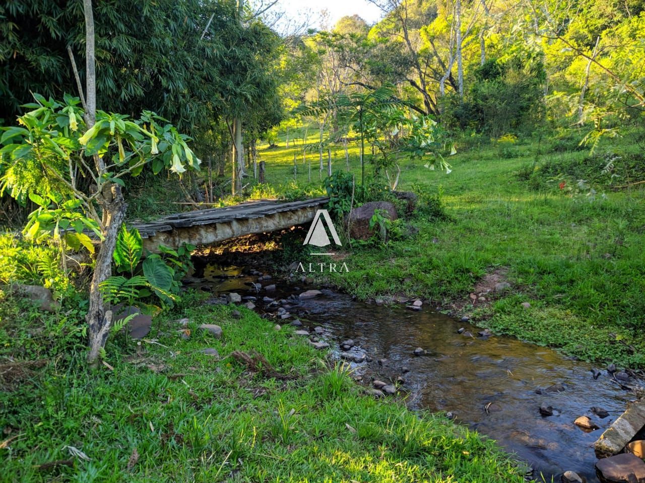 Terreno comercial  venda  no P de Pltano - Santa Maria, RS. Imveis