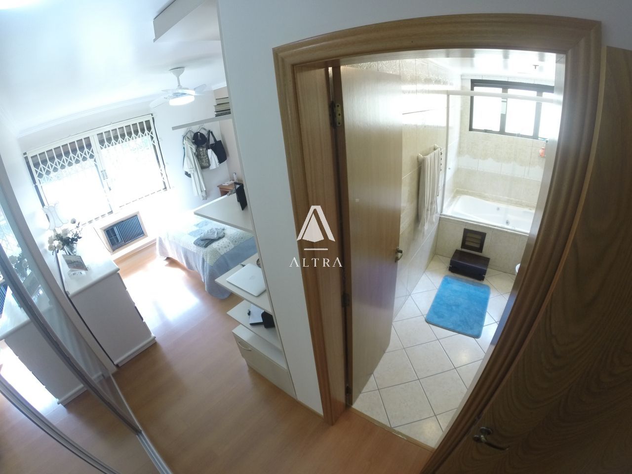 Apartamento à venda com 4 quartos, 235m² - Foto 12