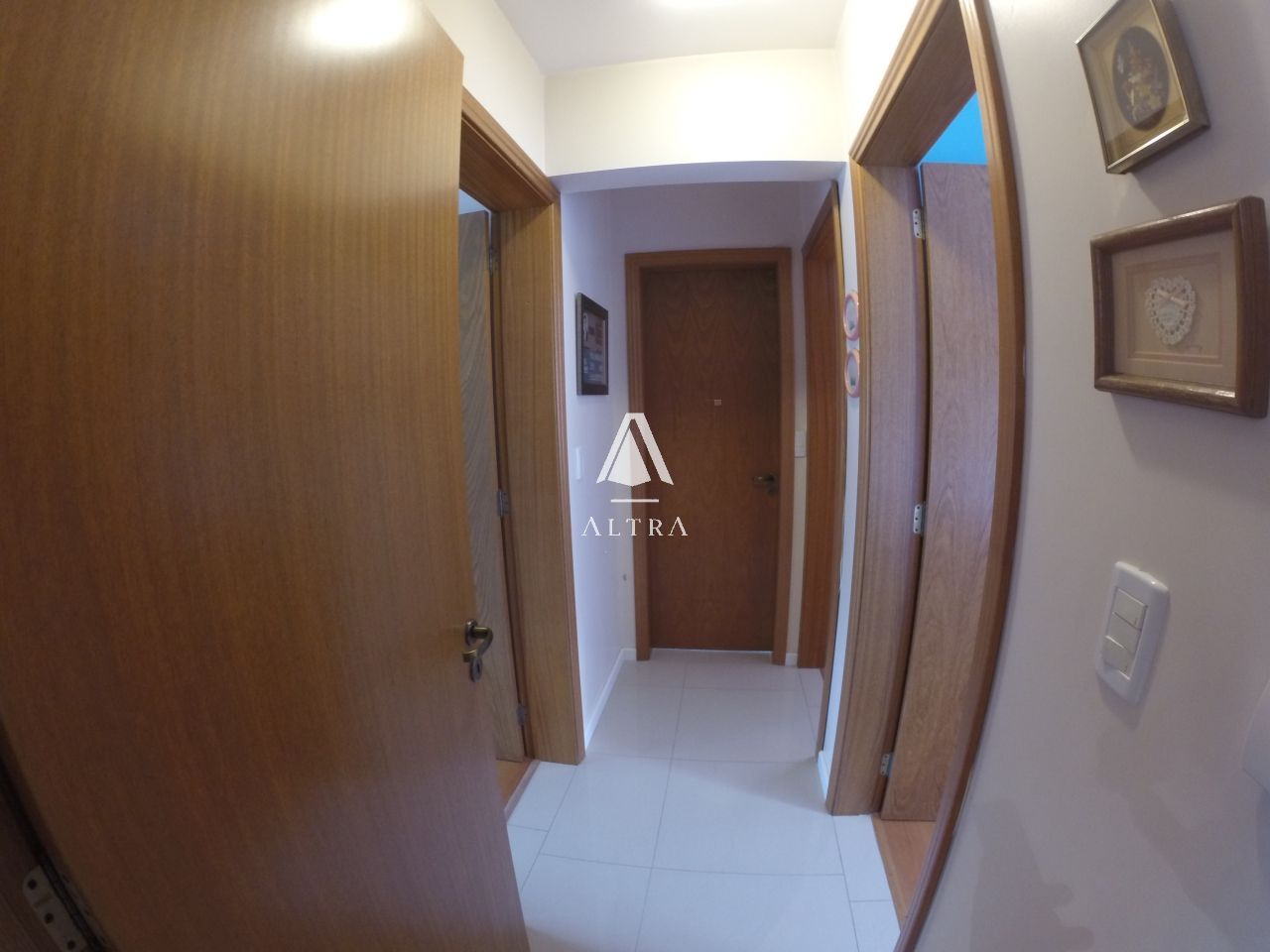 Apartamento à venda com 4 quartos, 235m² - Foto 11