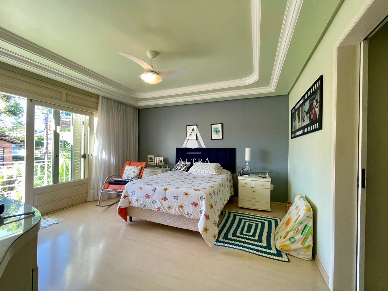 Casa à venda com 4 quartos, 360m² - Foto 9