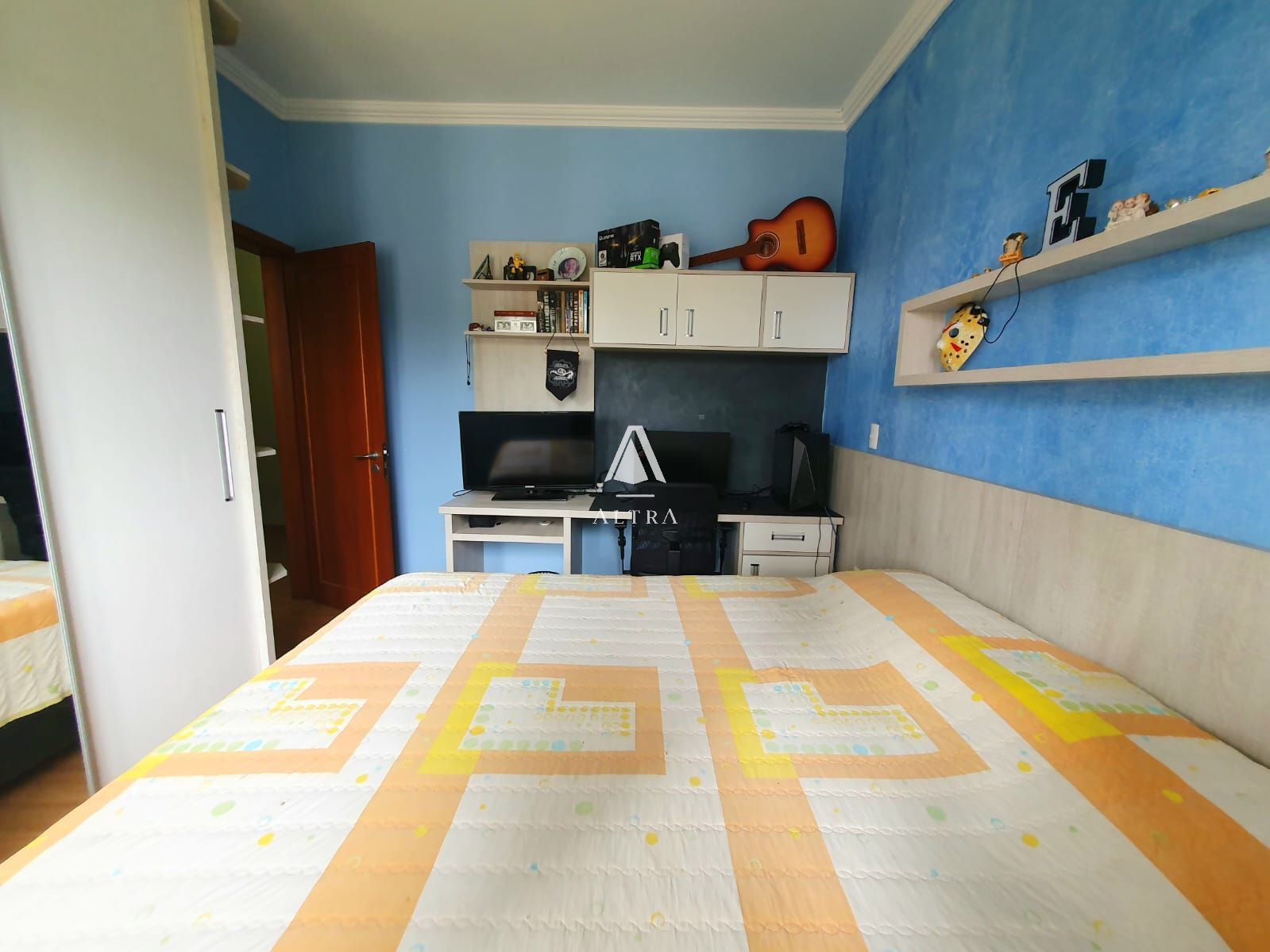 Casa à venda com 4 quartos, 232m² - Foto 15