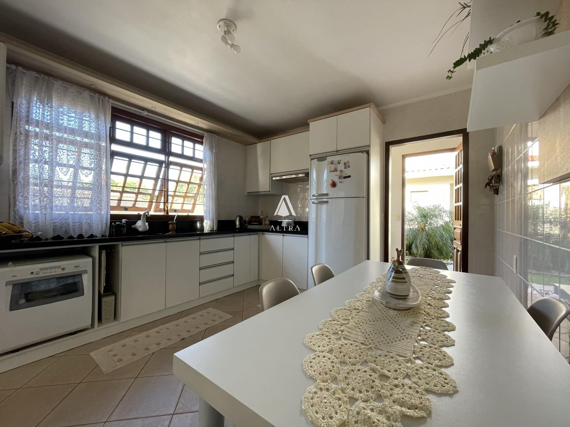 Casa, 3 quartos, 173 m² - Foto 4