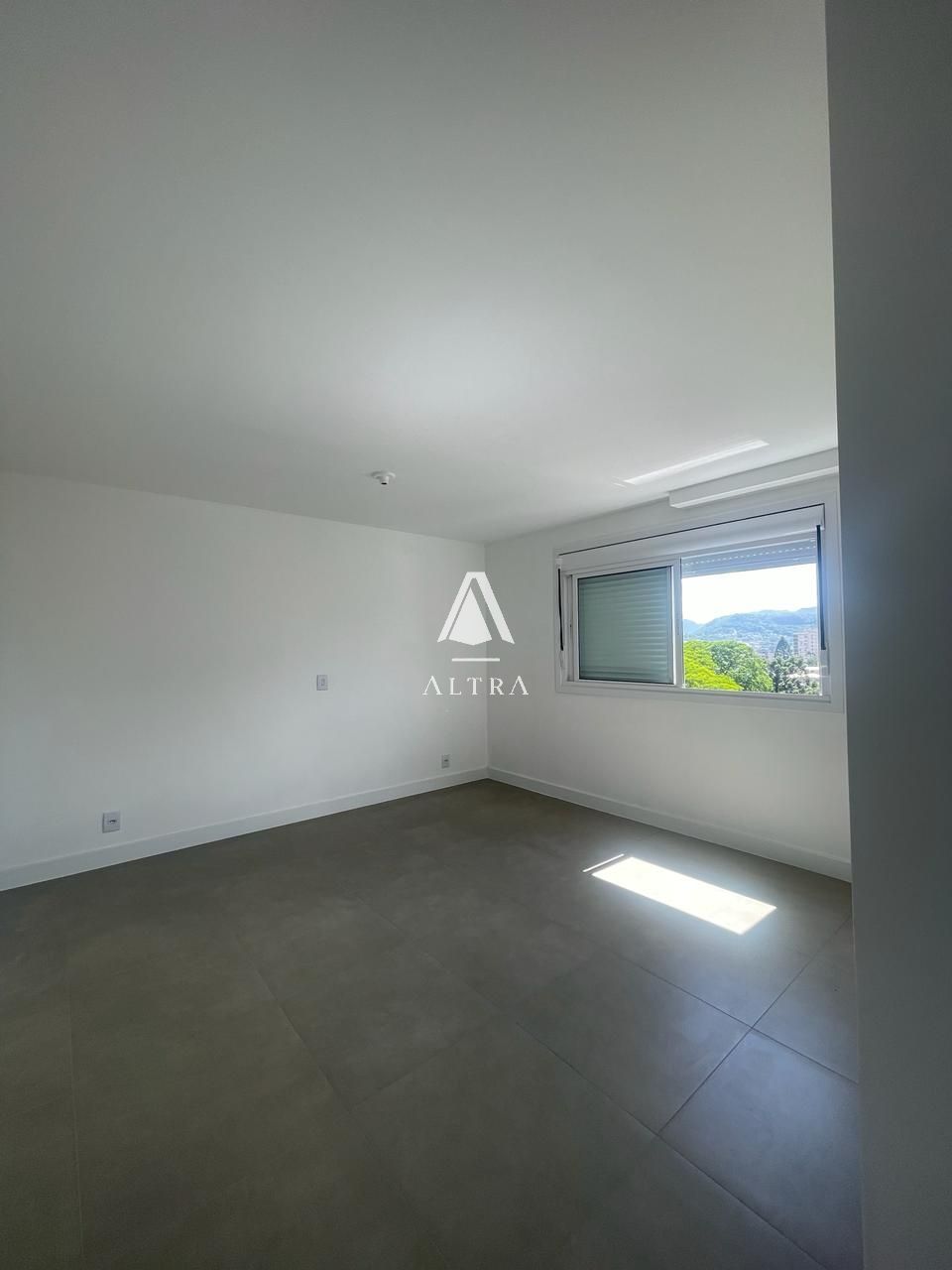 Apartamento à venda com 2 quartos, 95m² - Foto 11