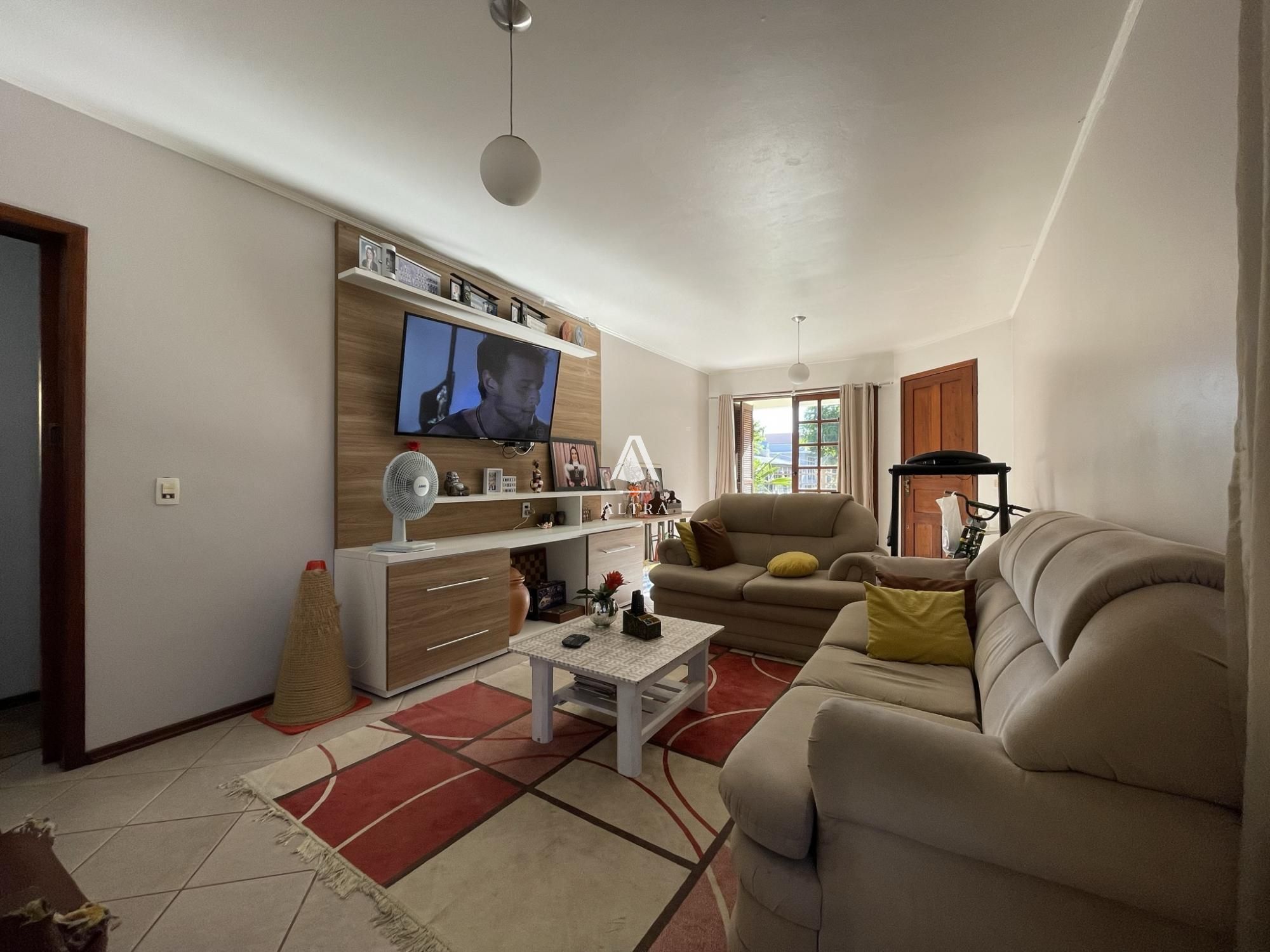 Casa à venda com 3 quartos, 173m² - Foto 5