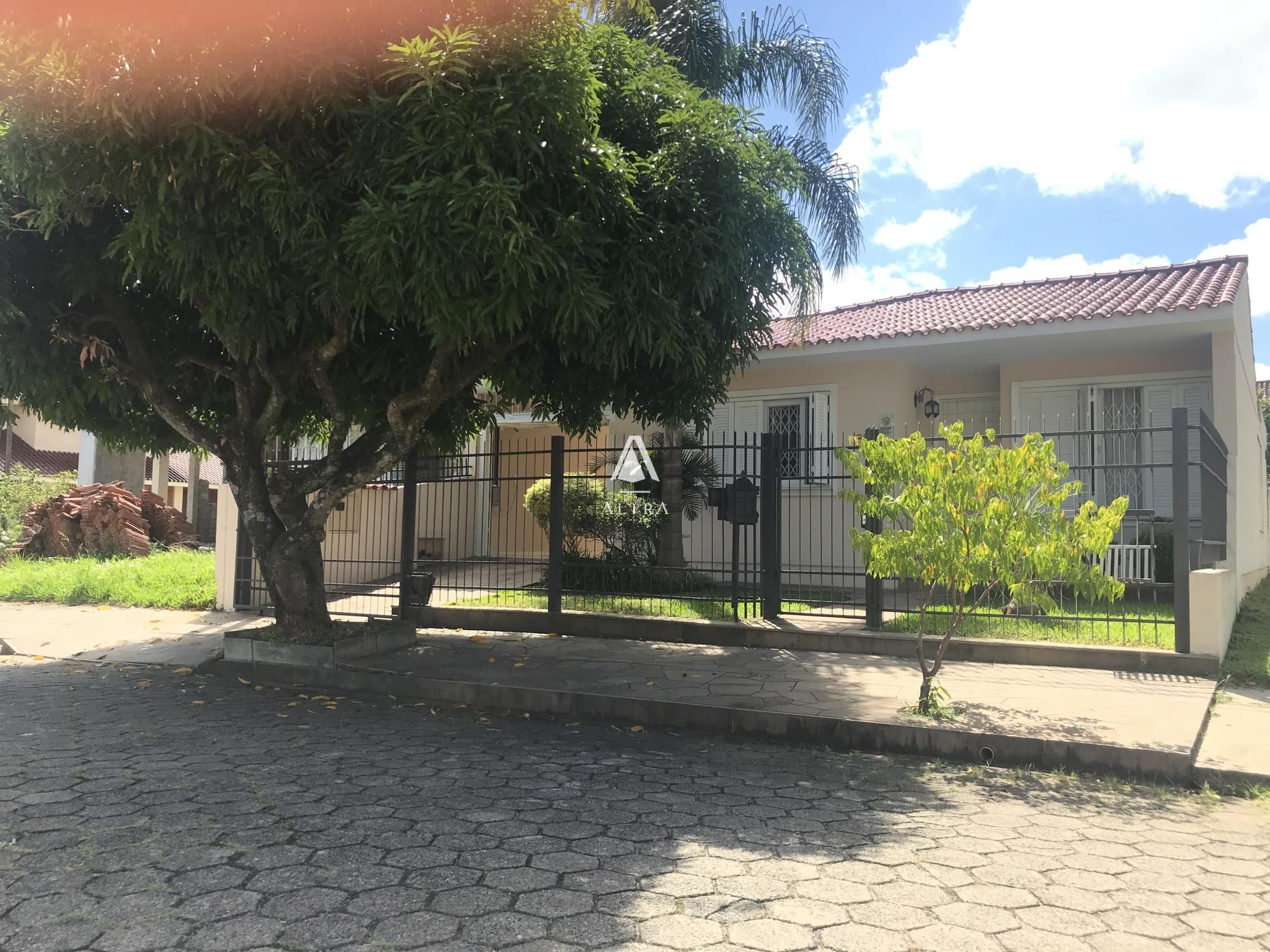 Casa em condomnio  venda  no Camobi - Santa Maria, RS. Imveis