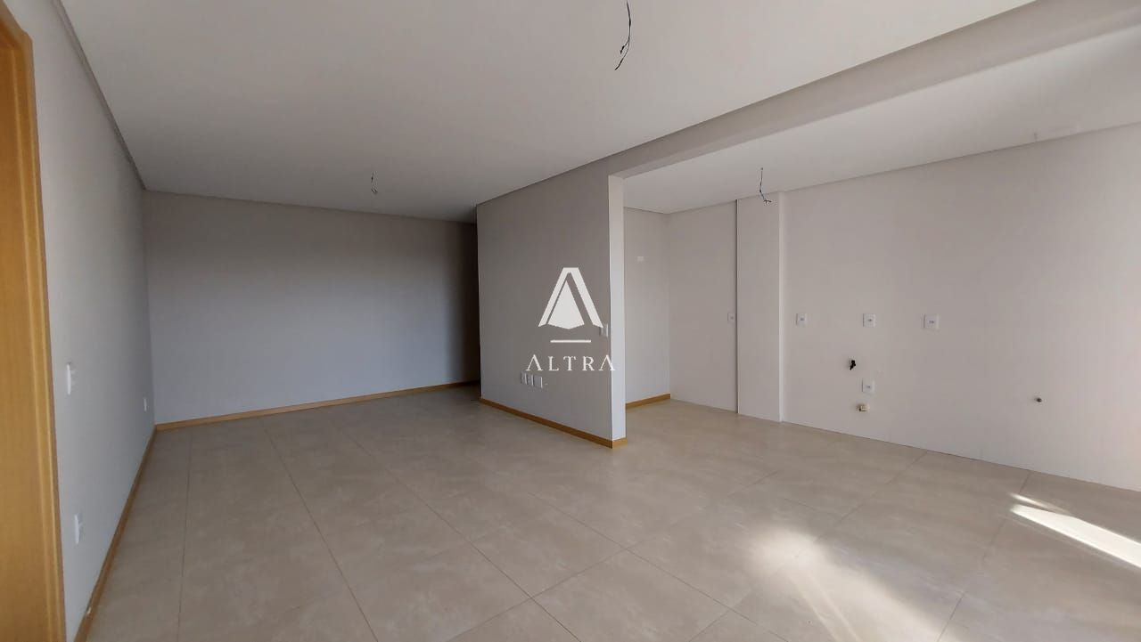 Apartamento à venda com 3 quartos, 97m² - Foto 4