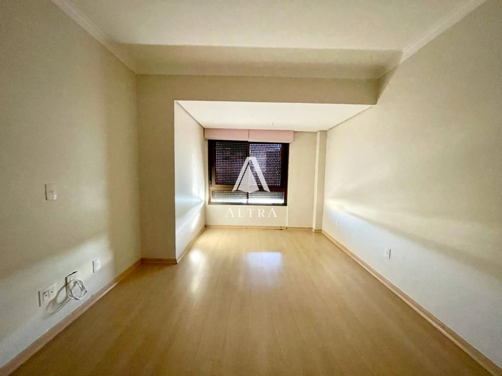 Apartamento à venda com 3 quartos, 187m² - Foto 13