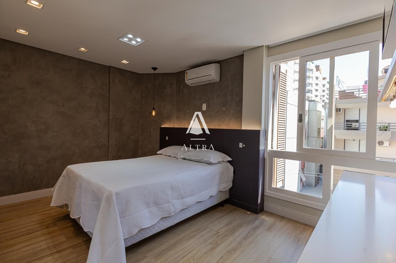 Apartamento à venda com 3 quartos, 160m² - Foto 13