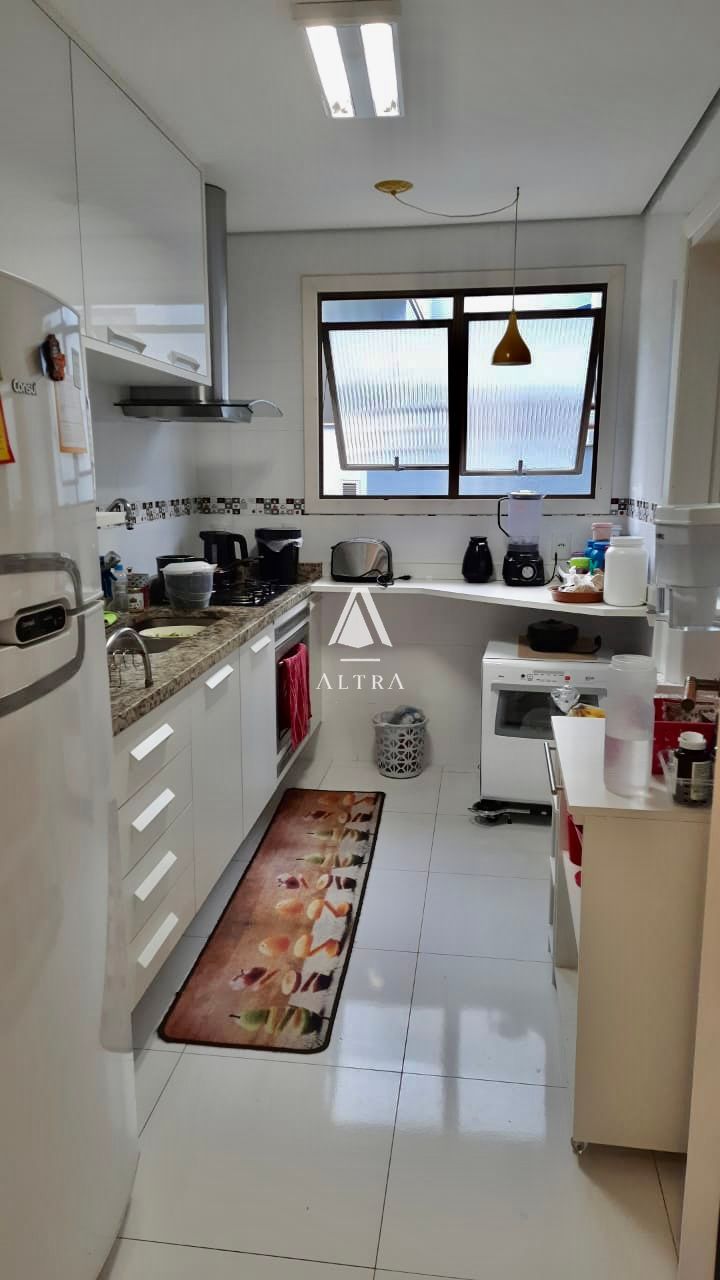 Apartamento à venda com 1 quarto, 60m² - Foto 12