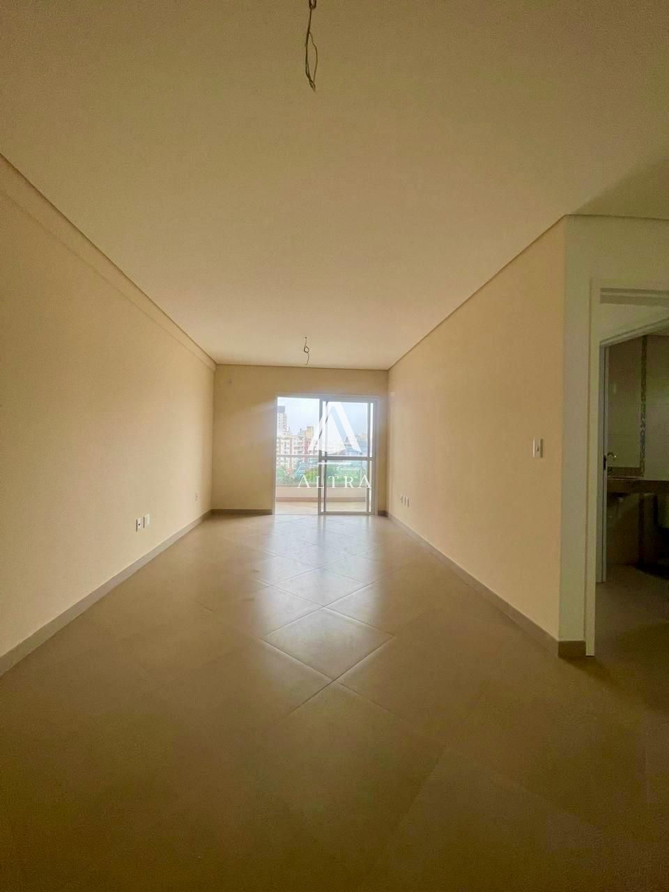 Apartamento à venda com 2 quartos, 68m² - Foto 3