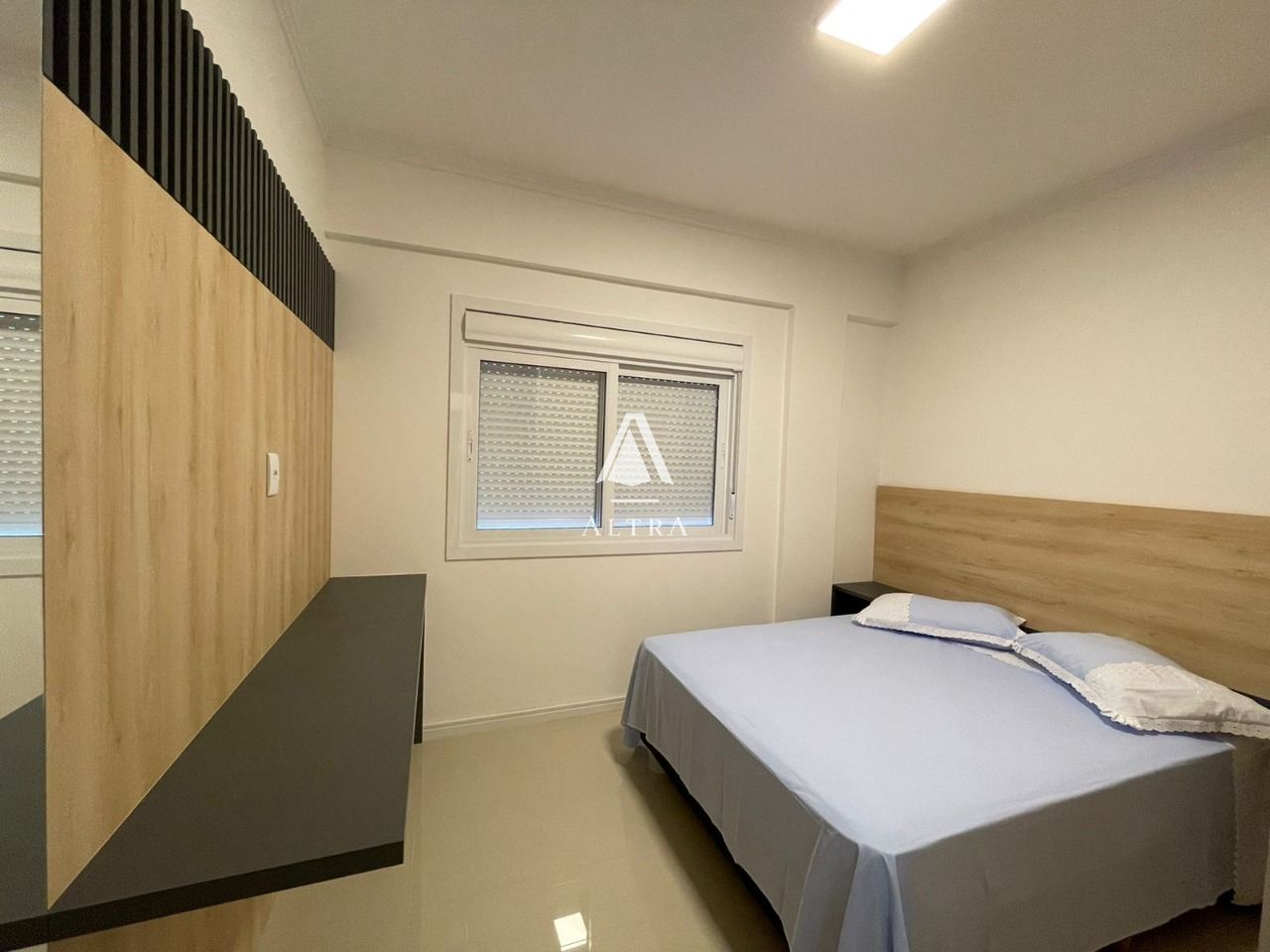 Apartamento à venda com 2 quartos, 64m² - Foto 14