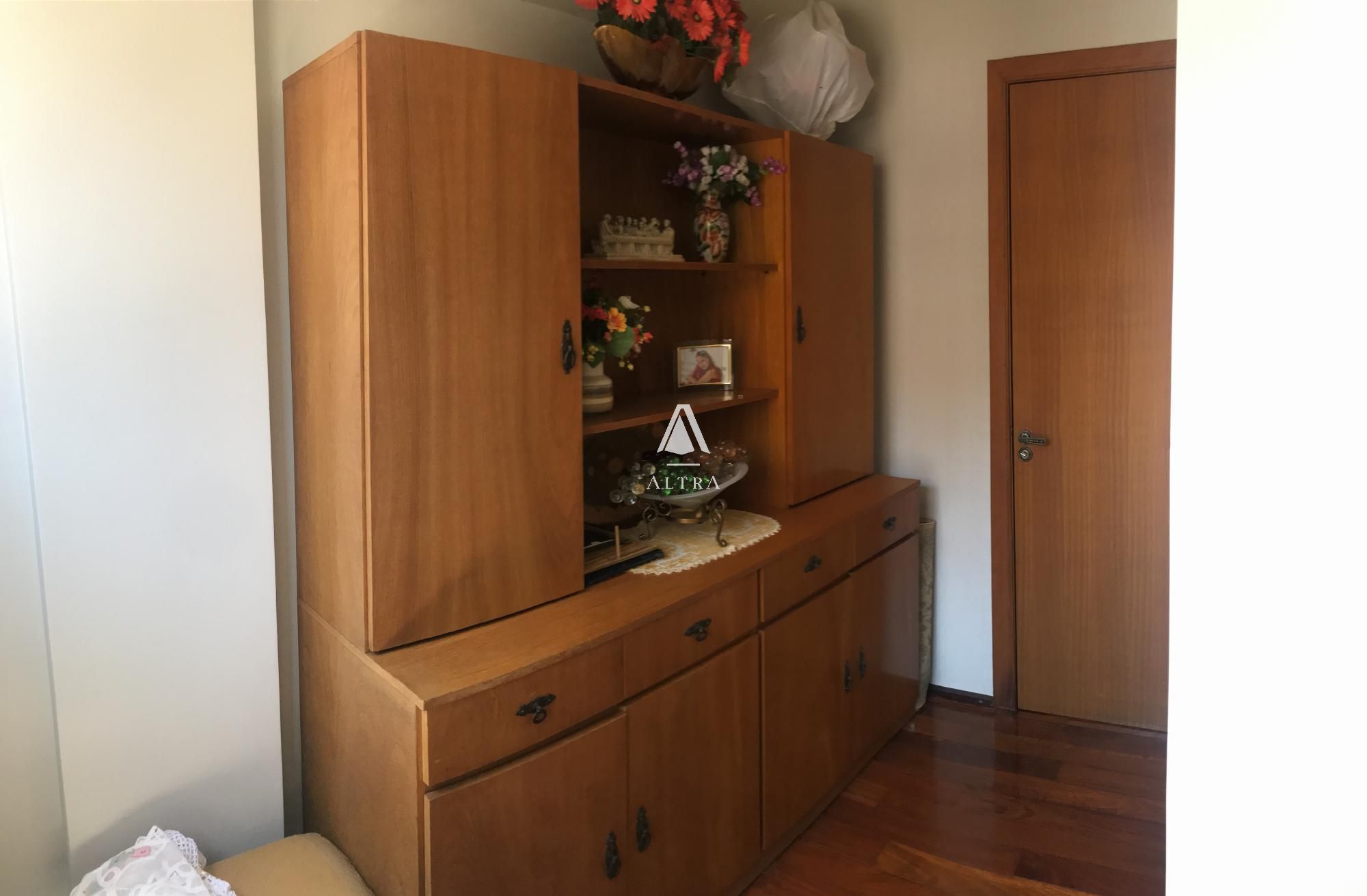 Apartamento à venda com 3 quartos, 114m² - Foto 11