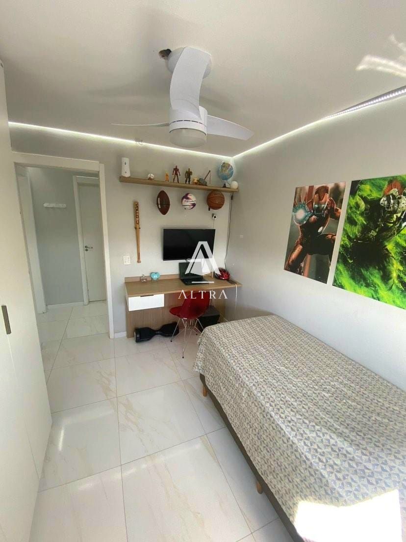 Apartamento à venda com 2 quartos, 57m² - Foto 13