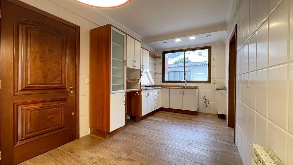 Apartamento à venda com 3 quartos, 198m² - Foto 45