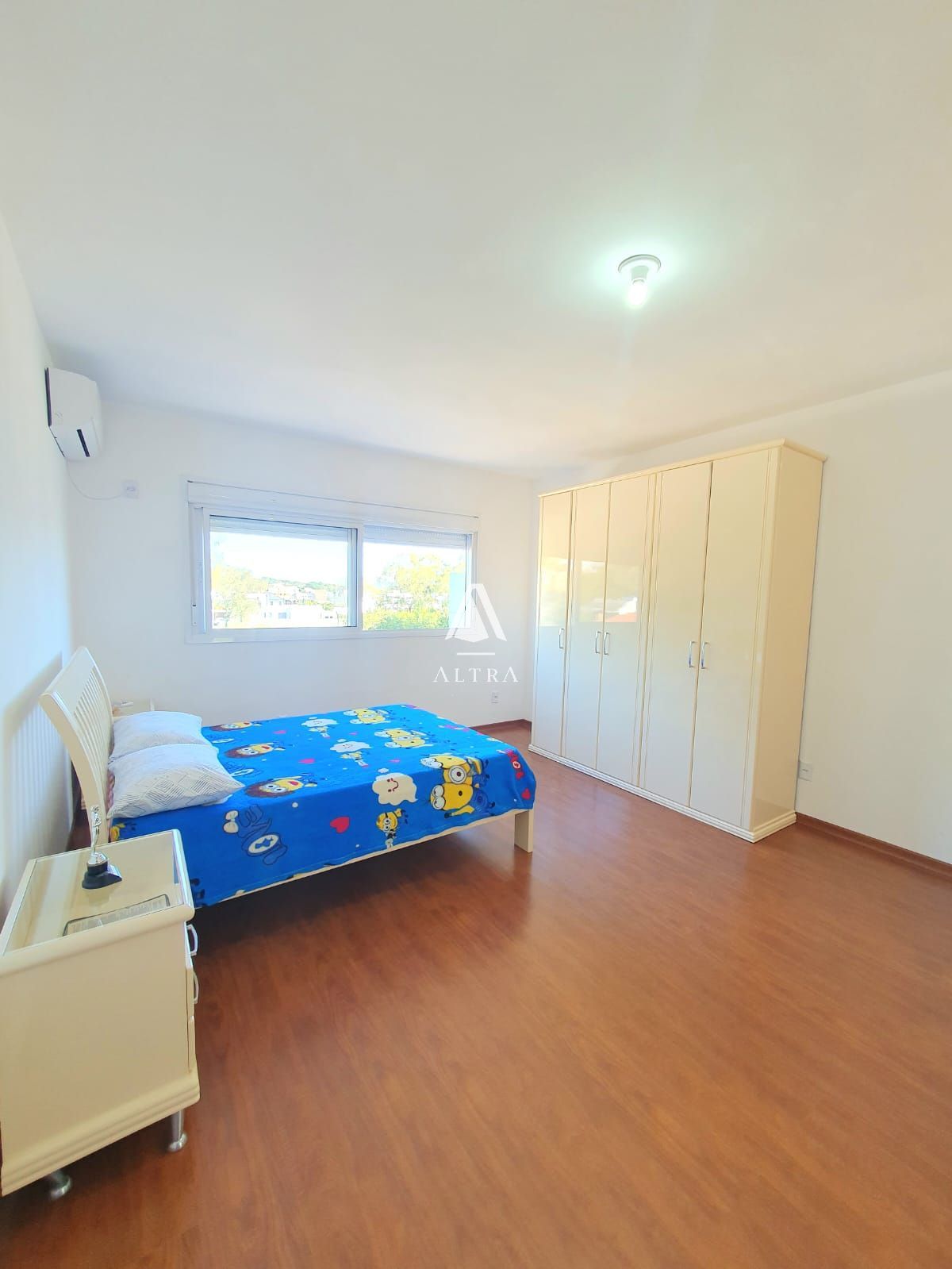 Apartamento à venda com 3 quartos, 113m² - Foto 12