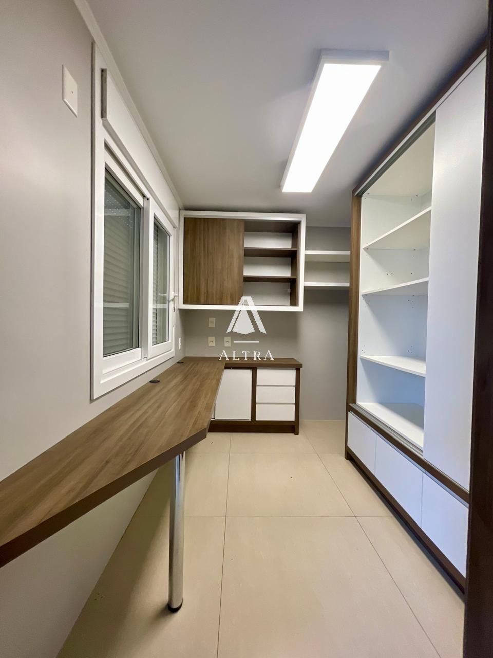 Casa, 4 quartos, 240 m² - Foto 12