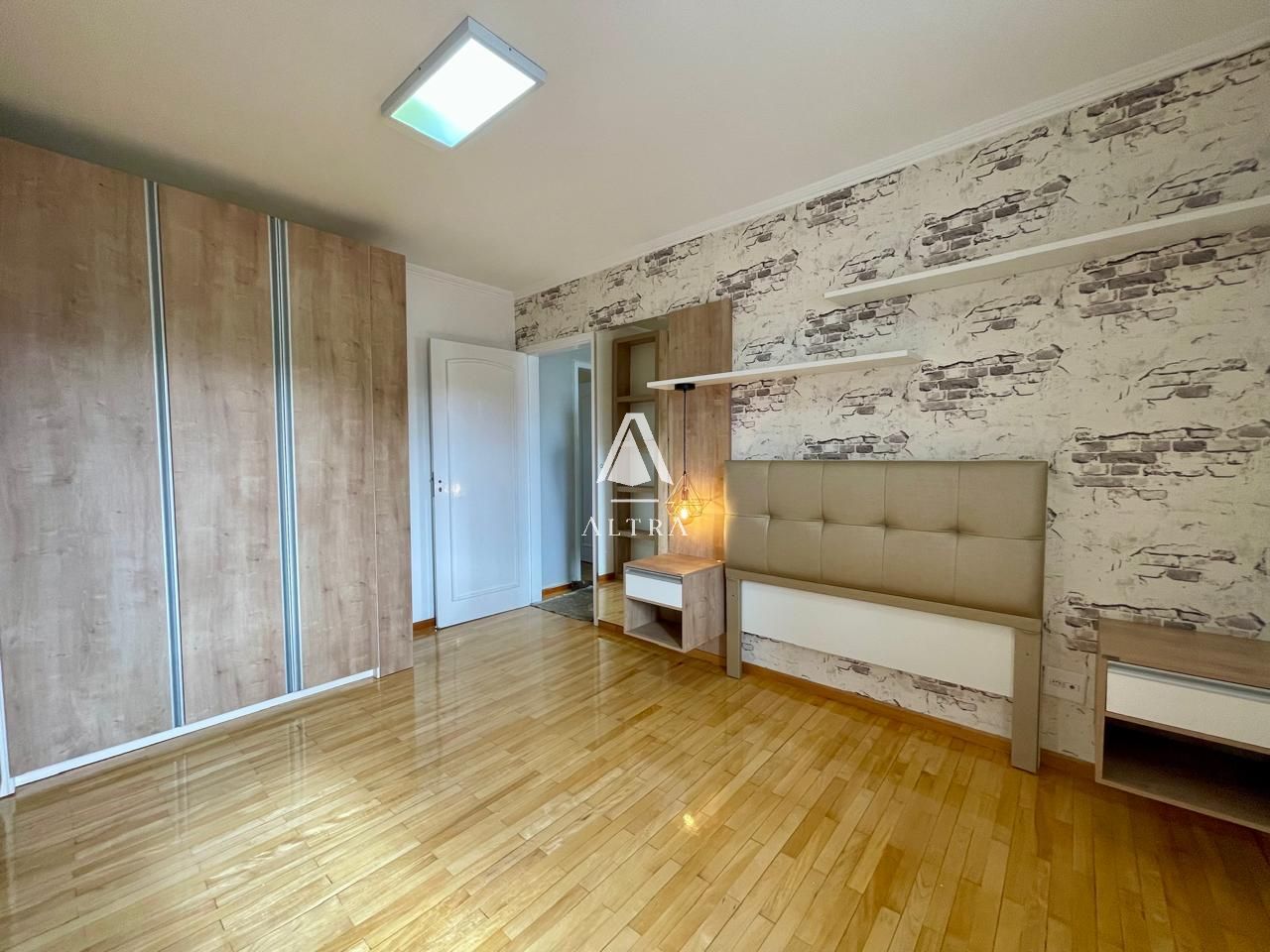 Casa, 4 quartos, 240 m² - Foto 25