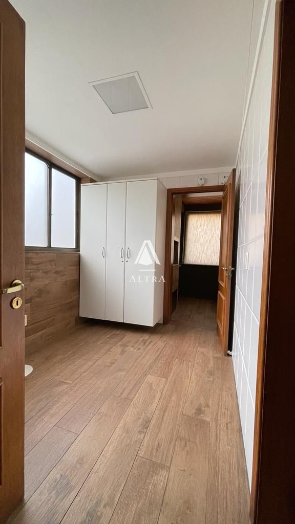 Apartamento à venda com 3 quartos, 198m² - Foto 47