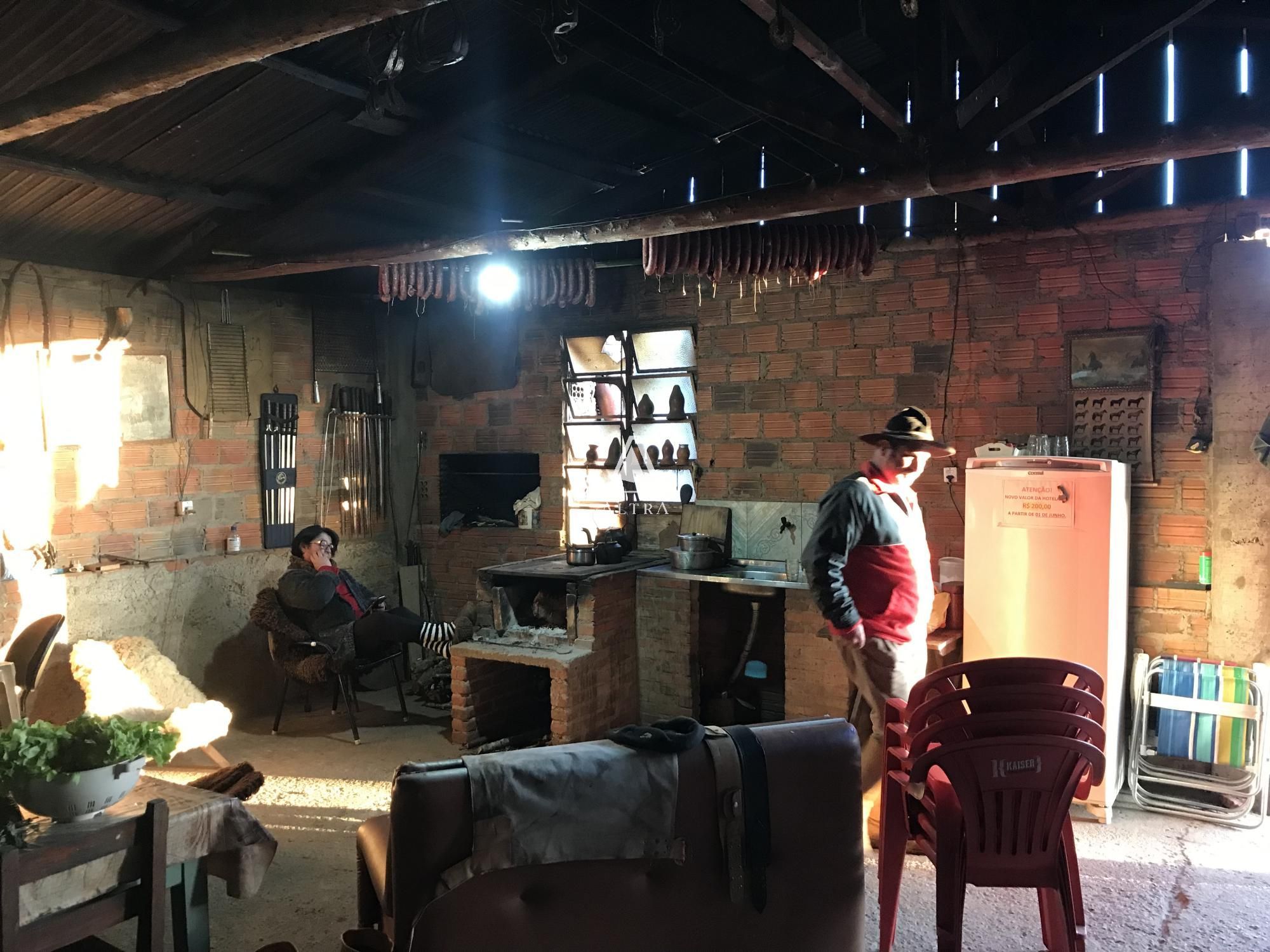 Sítio à venda com 3 quartos, 180000m² - Foto 11