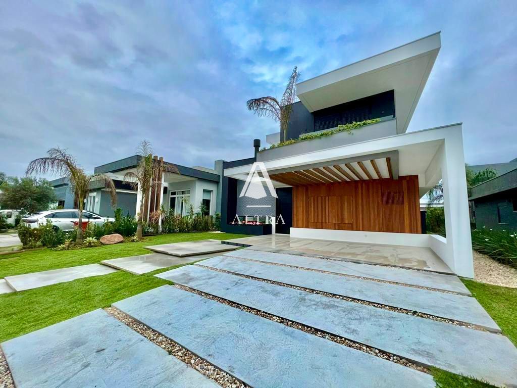 Casa de Condomínio à venda com 3 quartos, 242m² - Foto 3