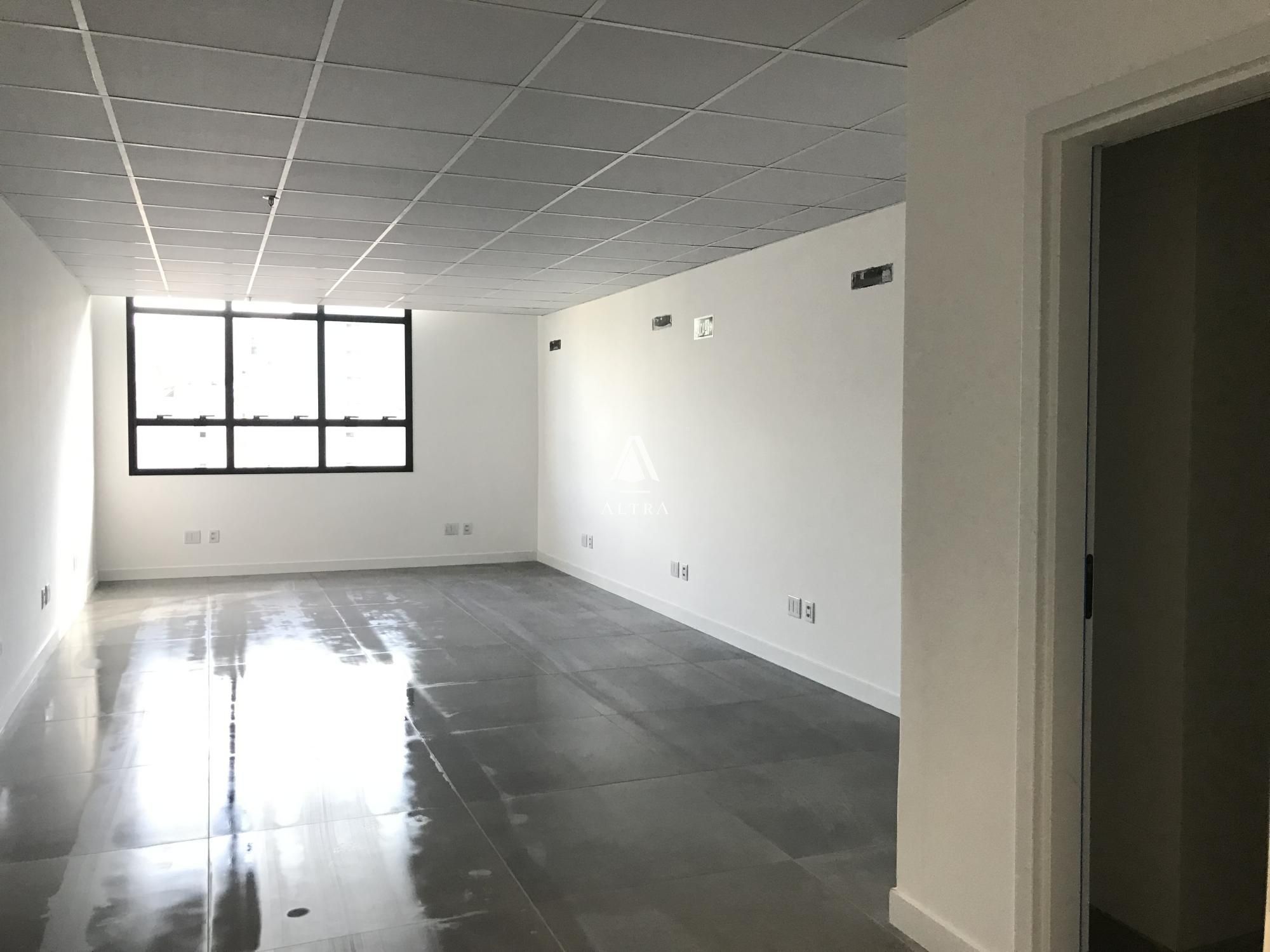 Sala comercial  venda  no Centro - Santa Maria, RS. Imveis