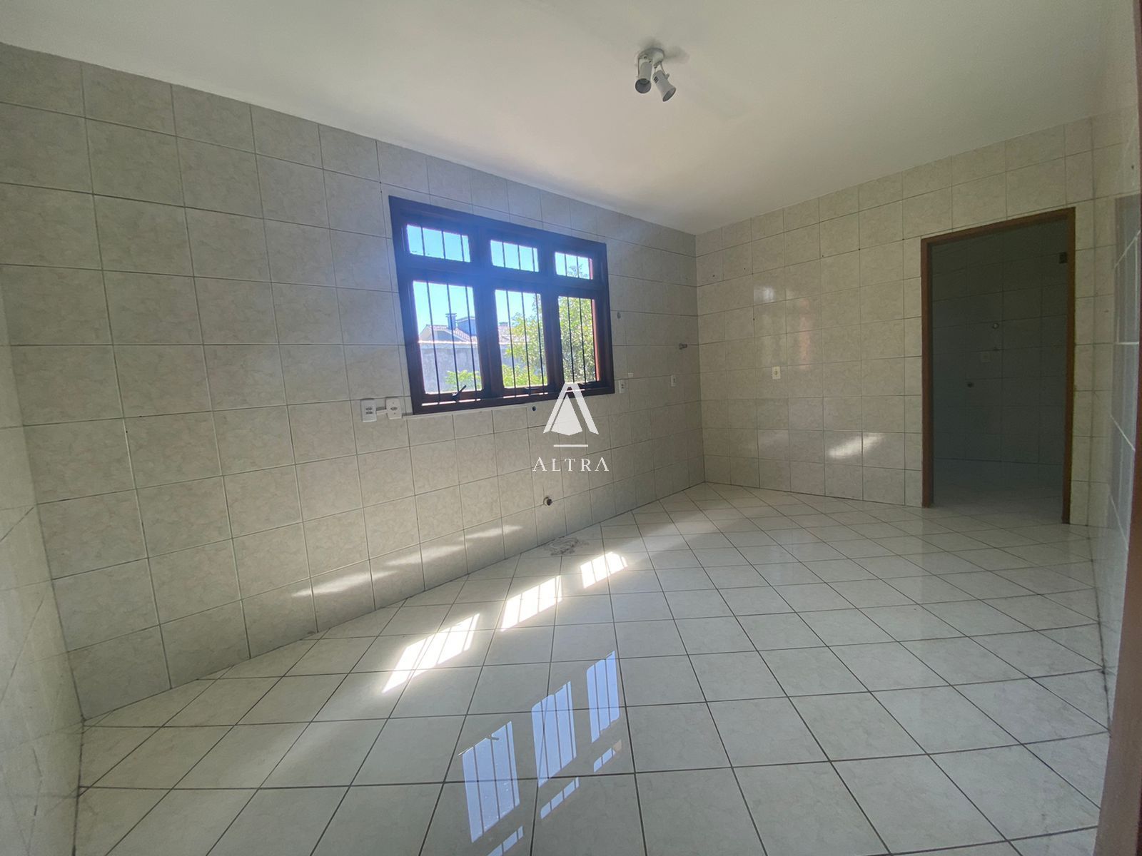 Casa à venda com 3 quartos, 133m² - Foto 14