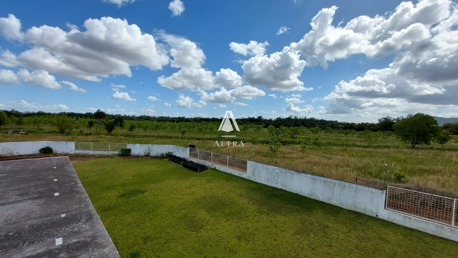 Fazenda à venda com 3 quartos, 610m² - Foto 30