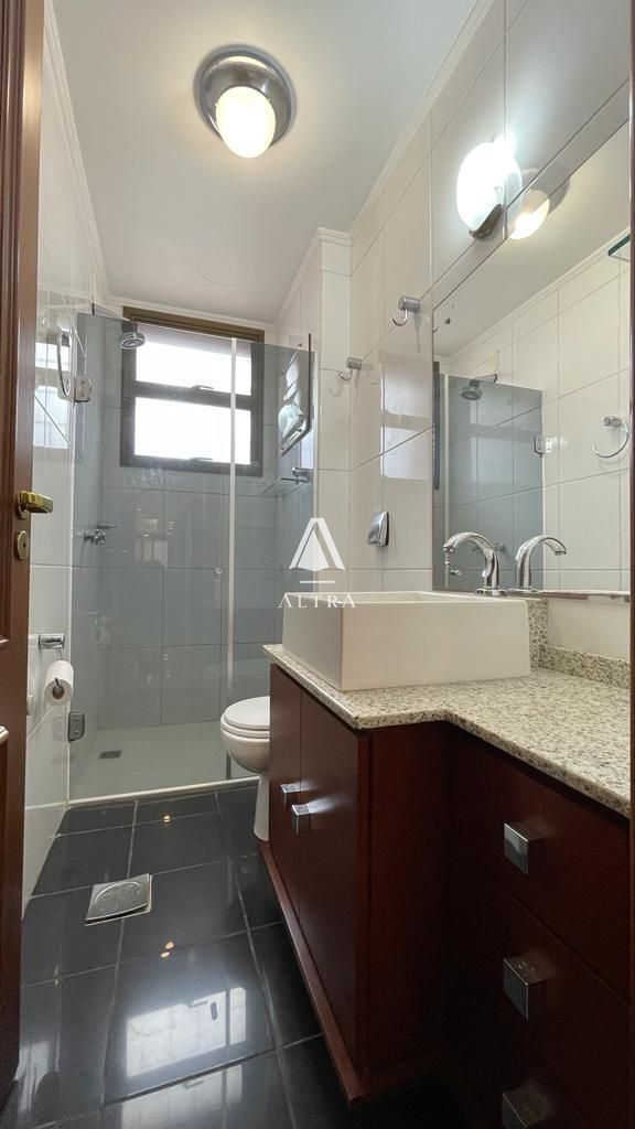 Apartamento à venda com 3 quartos, 198m² - Foto 42