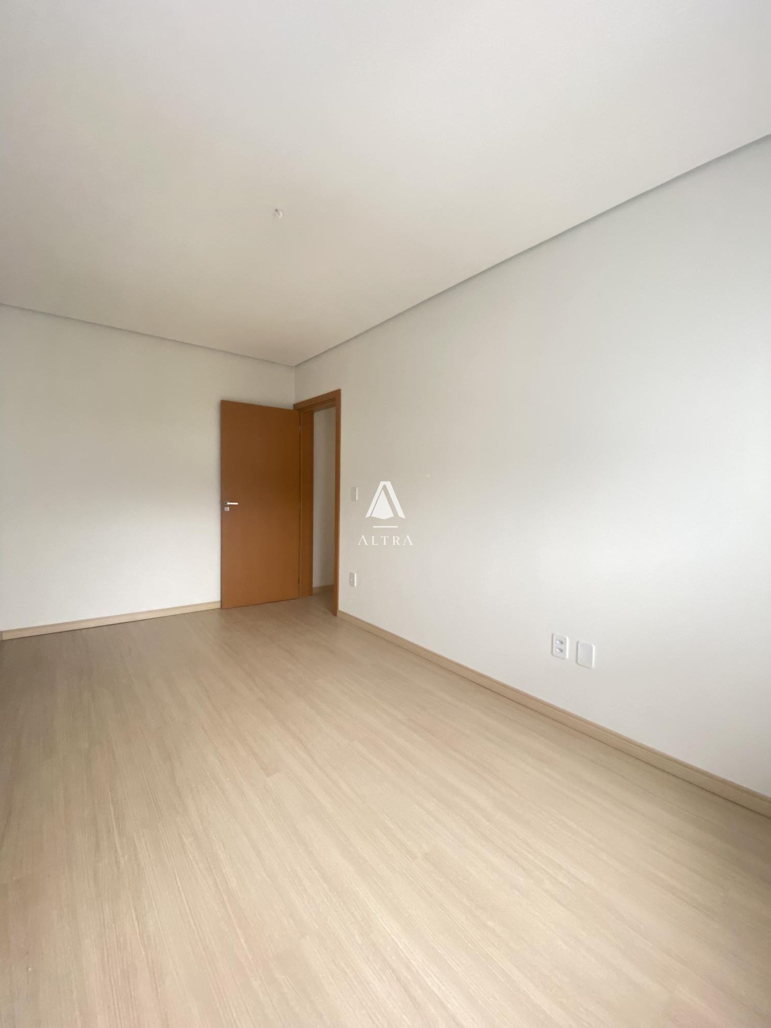 Apartamento à venda com 2 quartos, 57m² - Foto 10