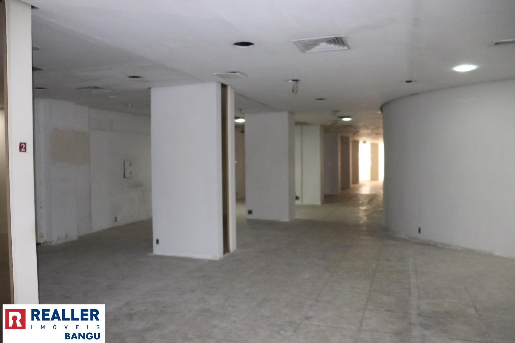 Loja-Salão para alugar com 8 quartos, 420m² - Foto 4