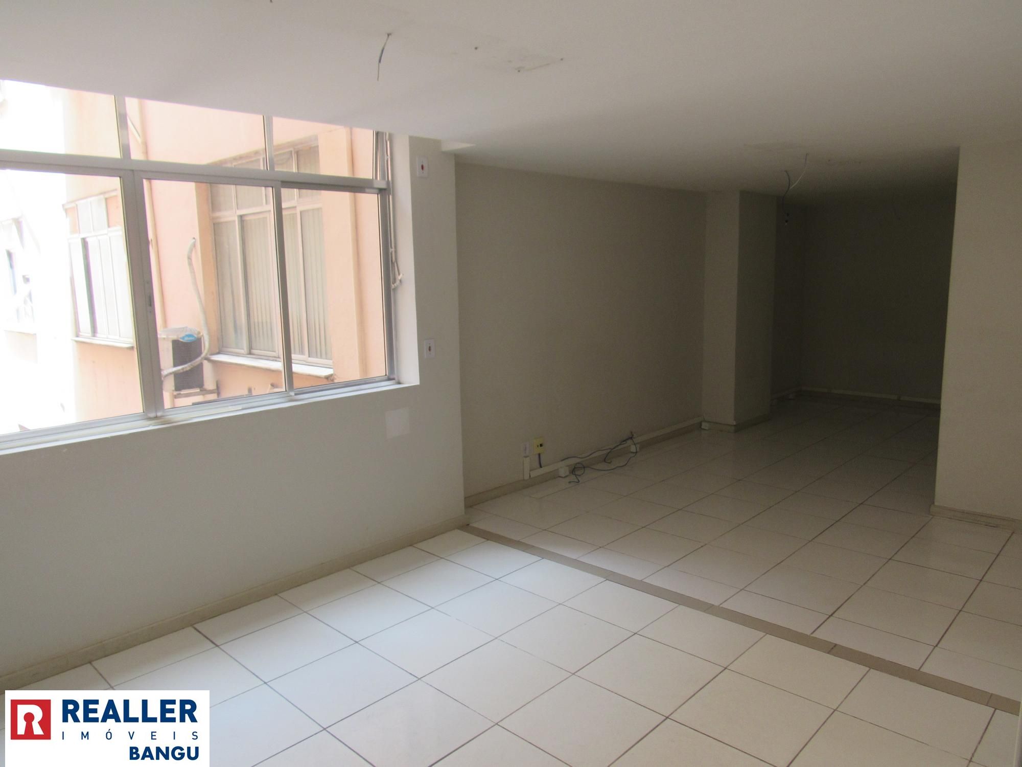 Conjunto Comercial-Sala para alugar com 1 quarto, 31m² - Foto 1