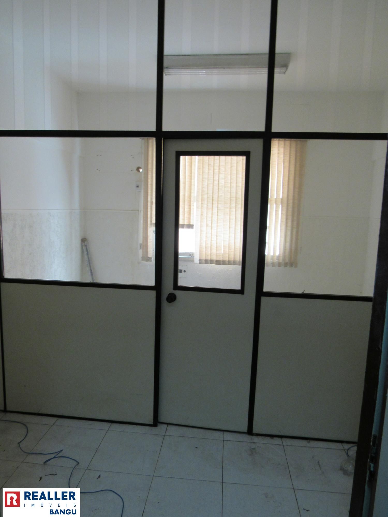 Conjunto Comercial-Sala para alugar com 1 quarto, 18m² - Foto 1