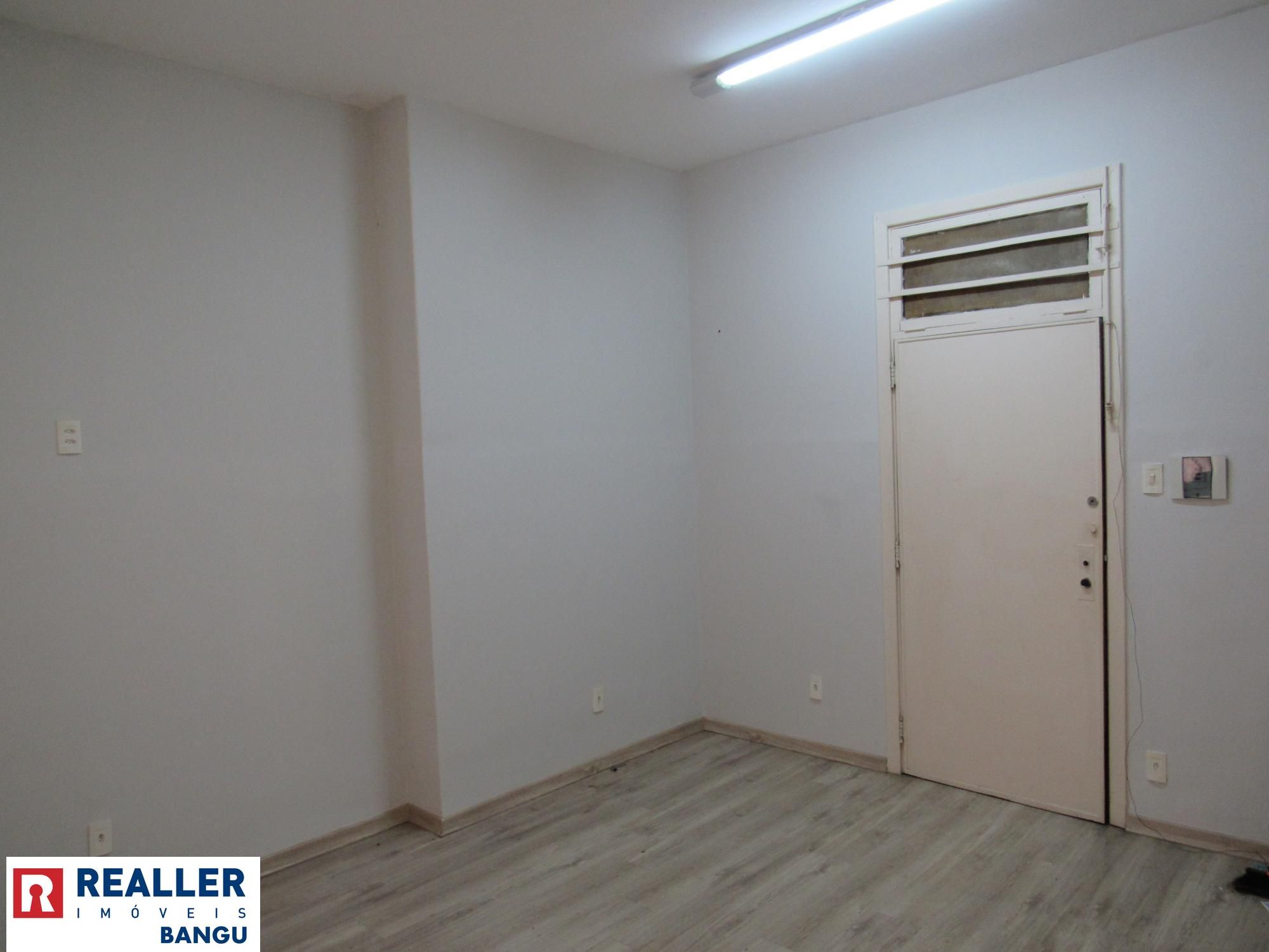 Conjunto Comercial-Sala para alugar com 1 quarto, 18m² - Foto 2