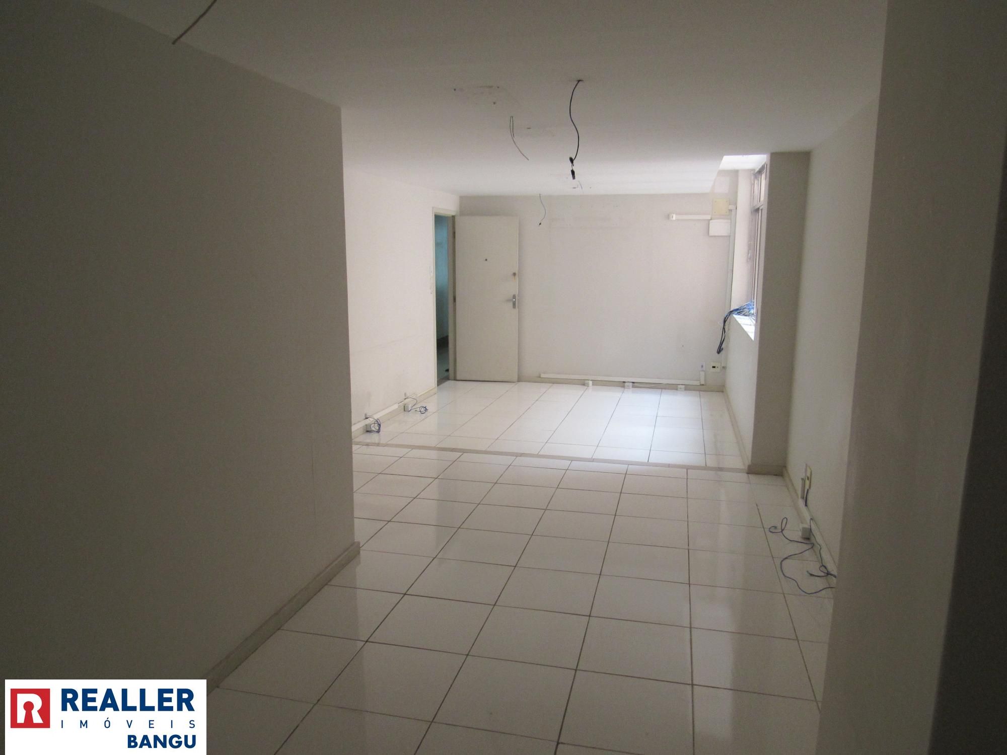 Conjunto Comercial-Sala para alugar com 1 quarto, 31m² - Foto 4