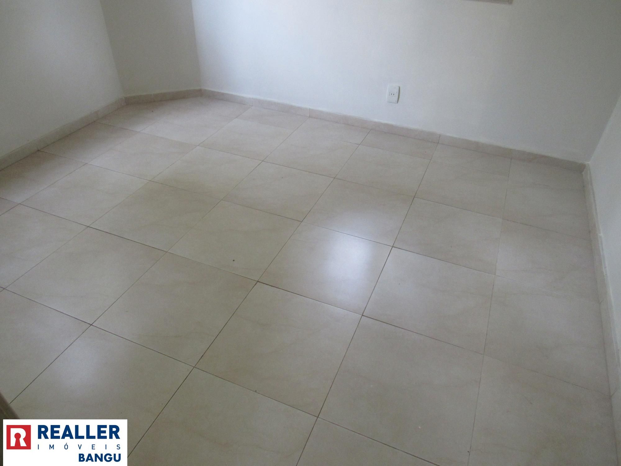 Apartamento à venda com 3 quartos, 76m² - Foto 12