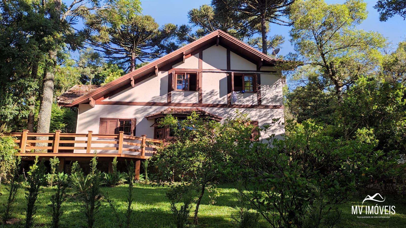 Casa à venda  no Planalto - Gramado, RS. Imóveis