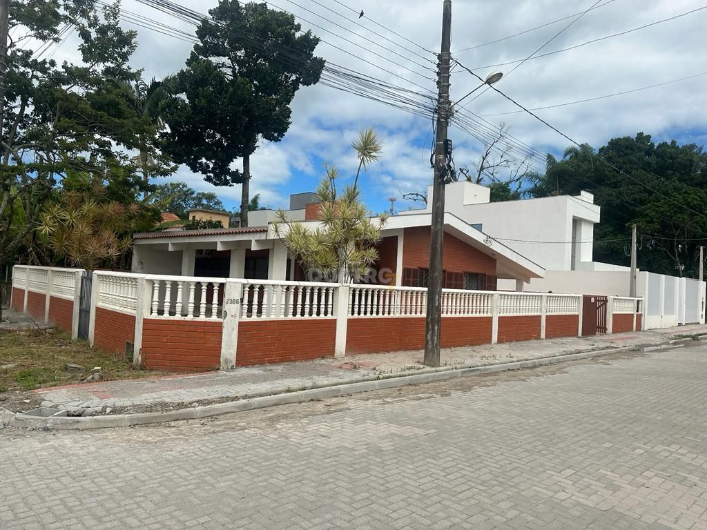 Casa  venda  no Mariscal - Bombinhas, SC. Imveis