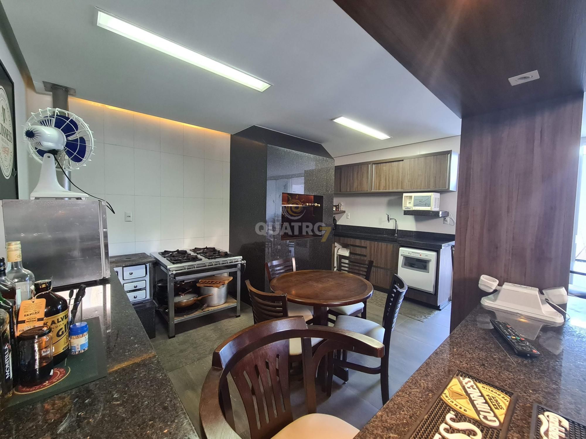 Casa, 5 quartos, 260 m² - Foto 12