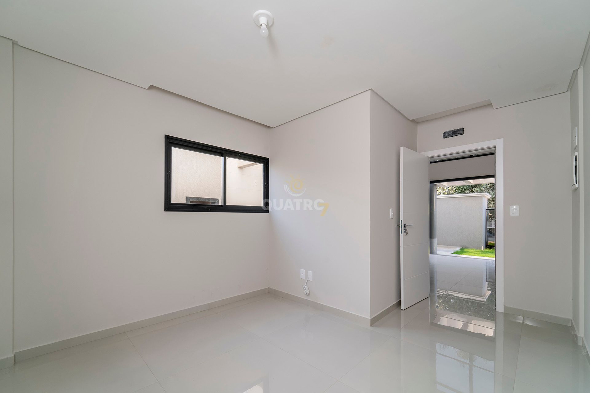 Apartamento à venda com 2 quartos, 70m² - Foto 26