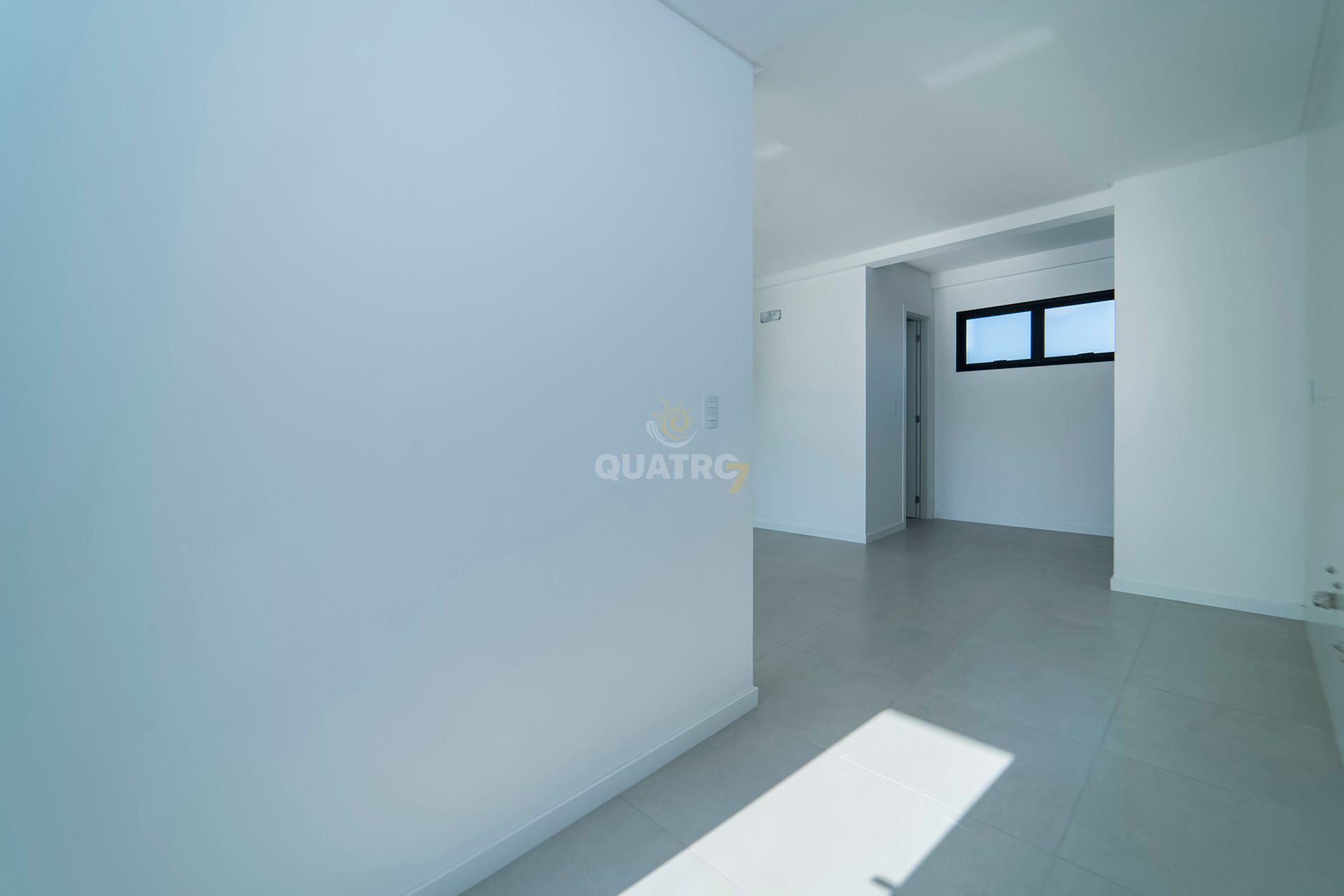 Apartamento à venda com 2 quartos, 77m² - Foto 13