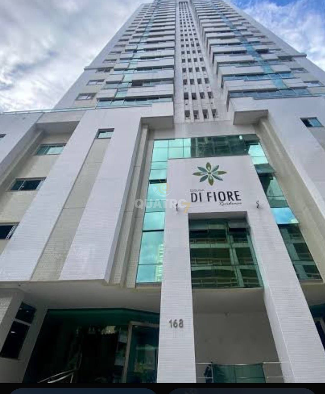 Cobertura à venda  no 2 Quadra Centro - Balneário Camboriú, SC. Imóveis