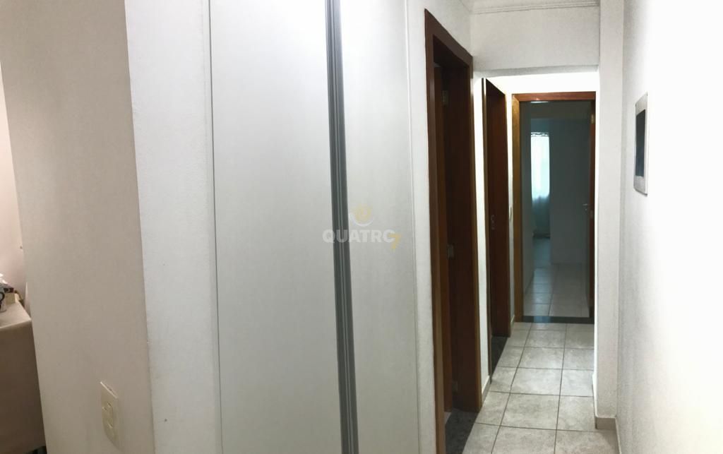 Apartamento à venda com 2 quartos, 70m² - Foto 9