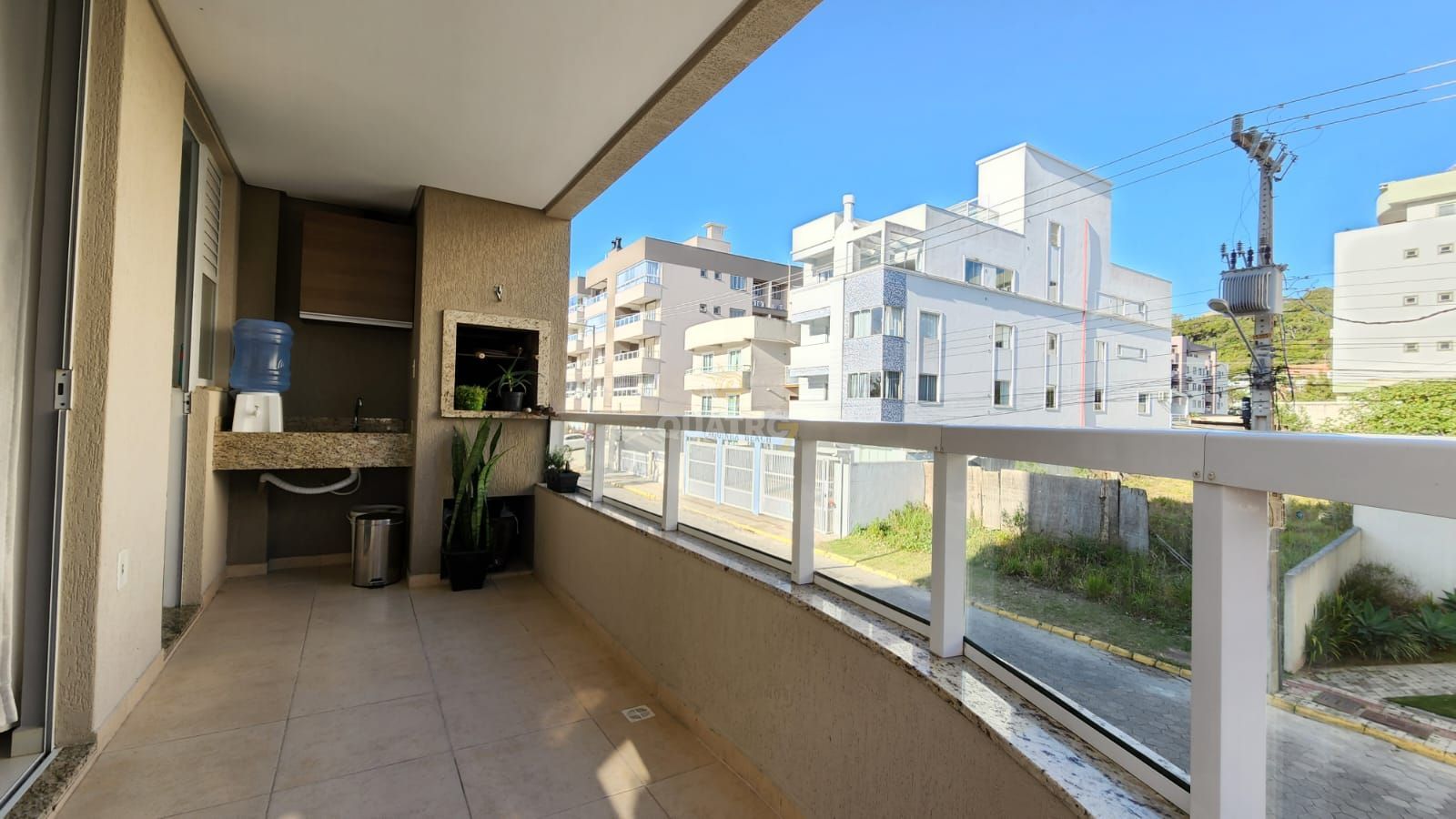 Apartamento à venda com 2 quartos, 75m² - Foto 13